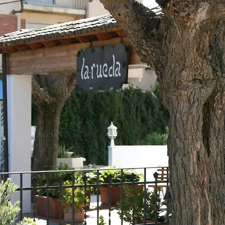 Apartamentos La Rueda-3